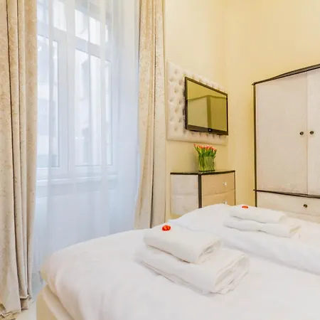 Principe Luxury Next To Parliament Apartment Budapest