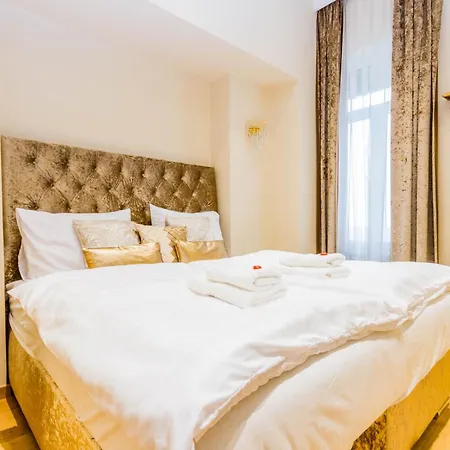 Principe Luxury Next To Parliament